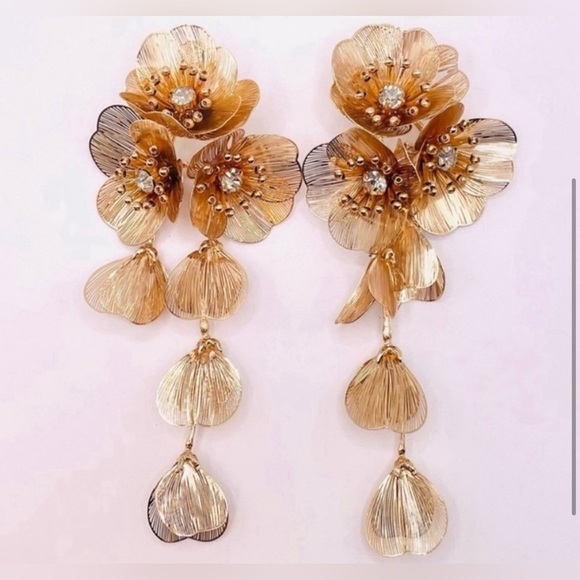 Zara Kate Middleton Cascade Summer Earrings ✨🔥🔥 5⭐️ reviews - Picture 2 of 9